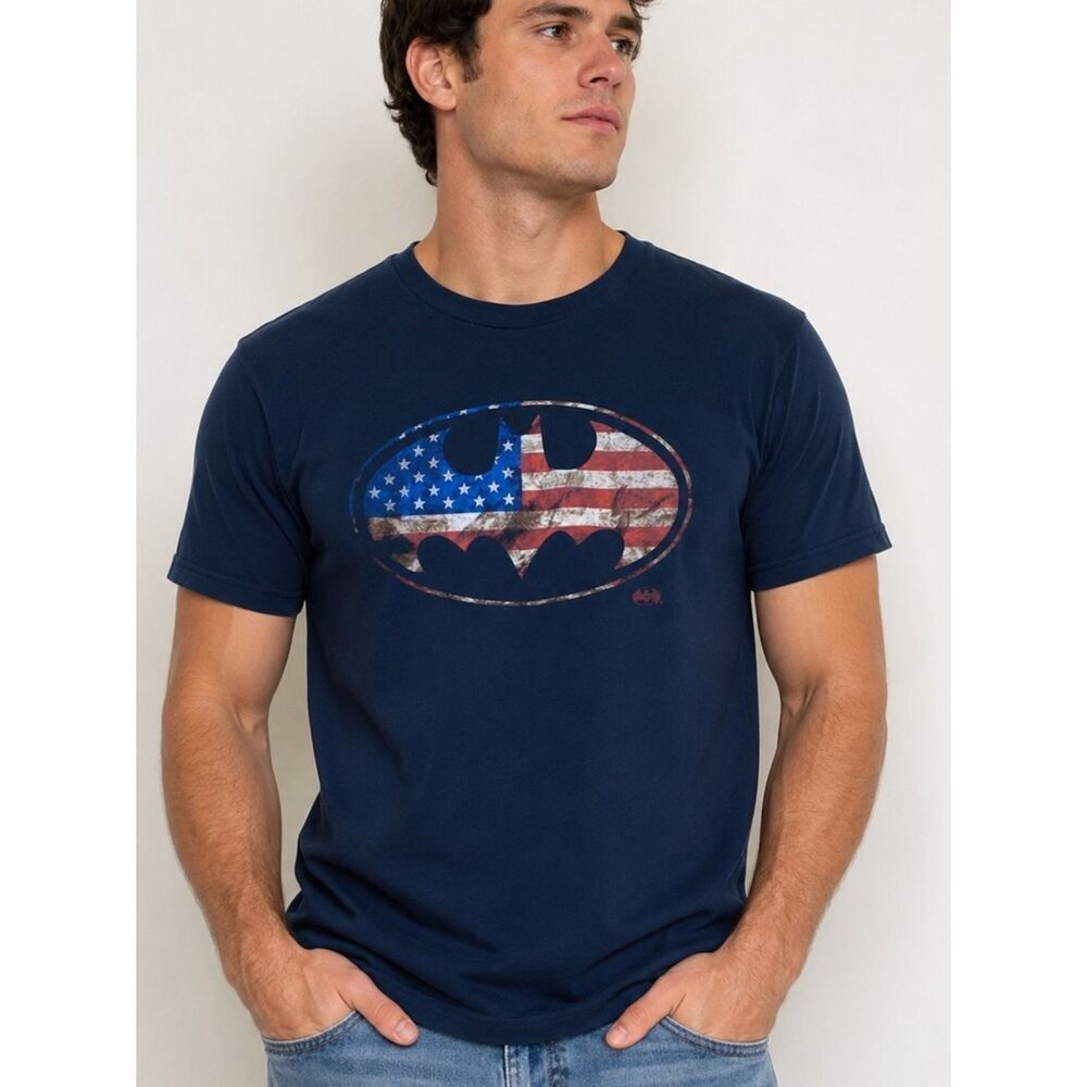 DC Comics Patriotic Batman T-Shirt Size M